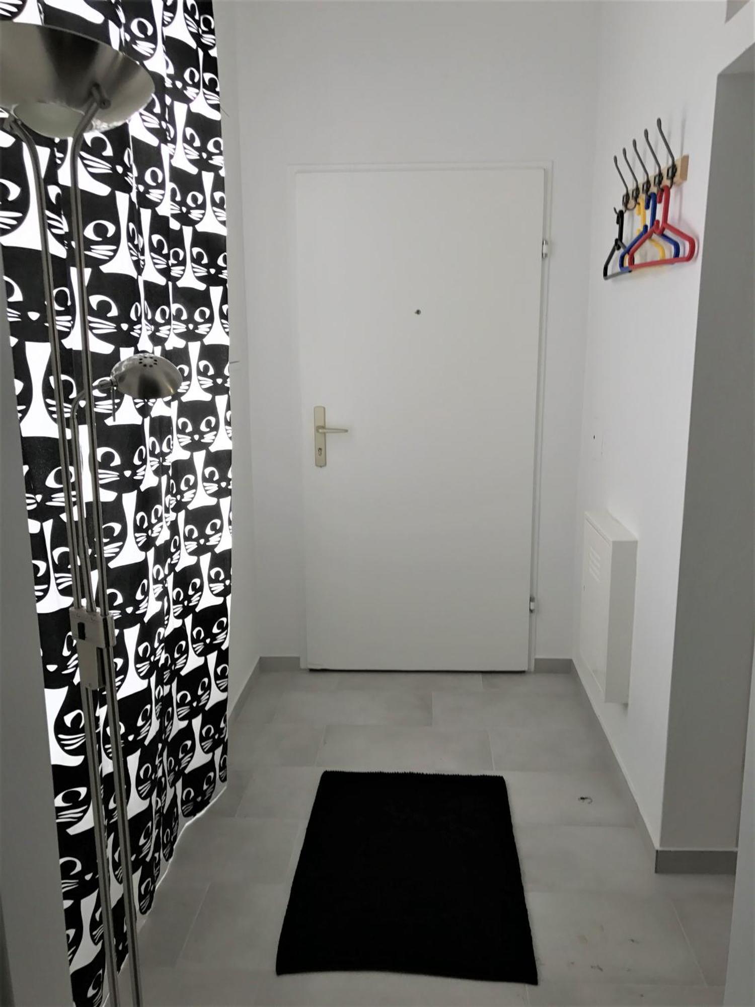 Studio & Apartments Near Reumannplatz Vienna Exterior photo